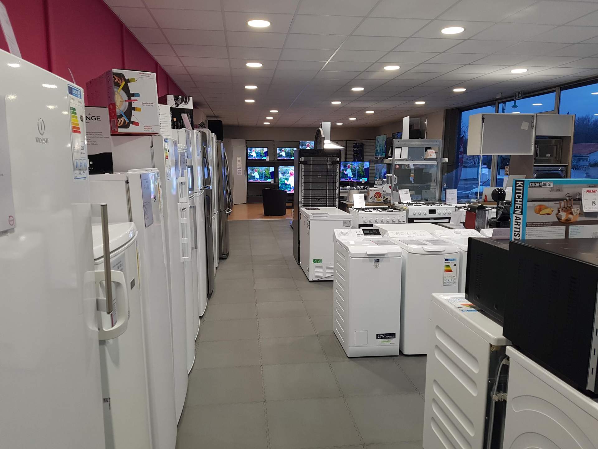 Dépannage et installation d'électroménager, TV et matériel audio à Breuillet et la Tremblade Dépannage et installation d'électroménager, TV et matériel audio à Breuillet et la Tremblade